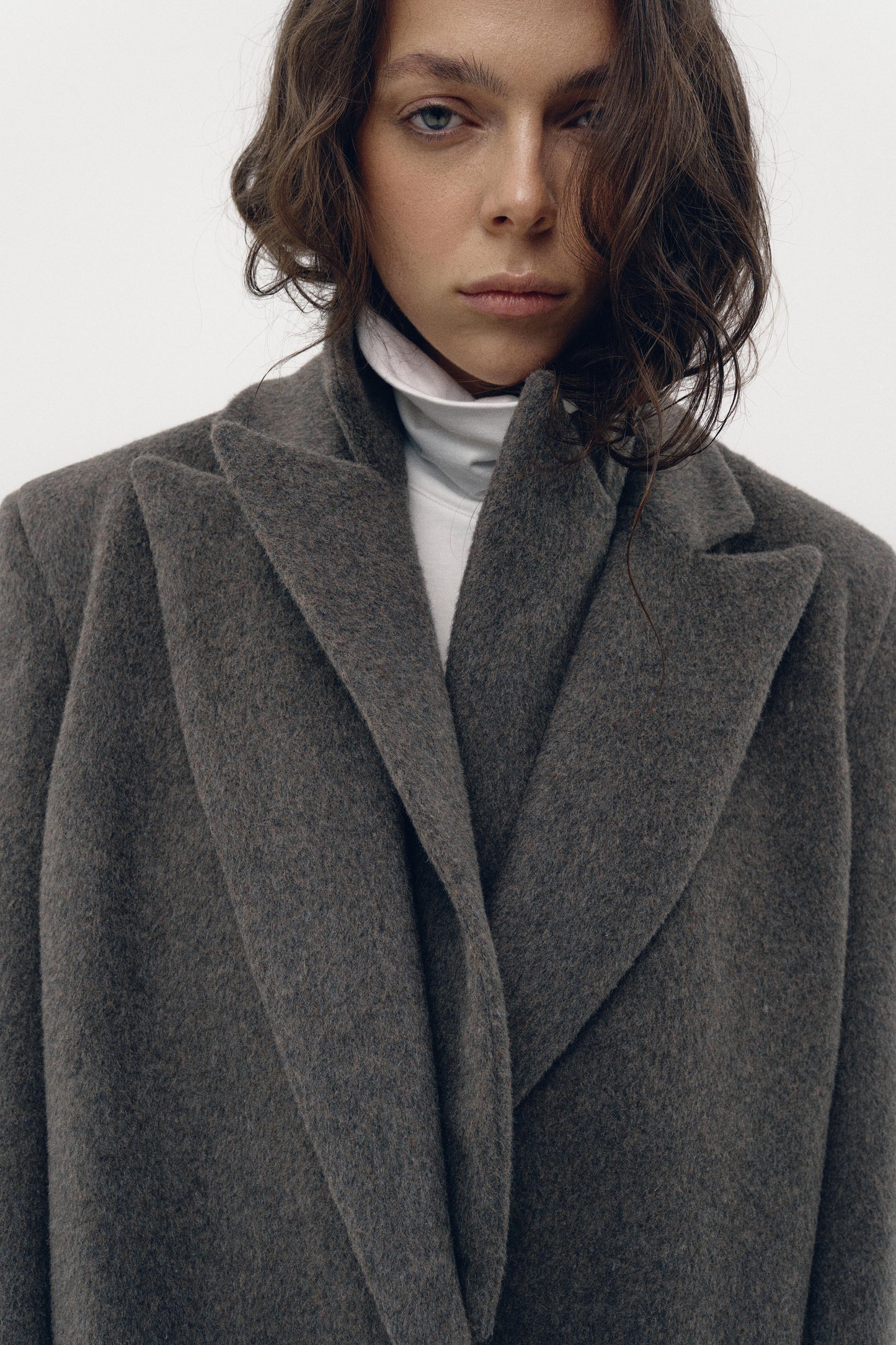 Вовняне пальто OLGA